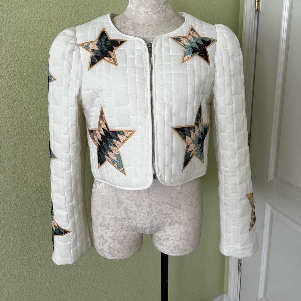 Beautiful Puffed Shoulder Jacket - image 1